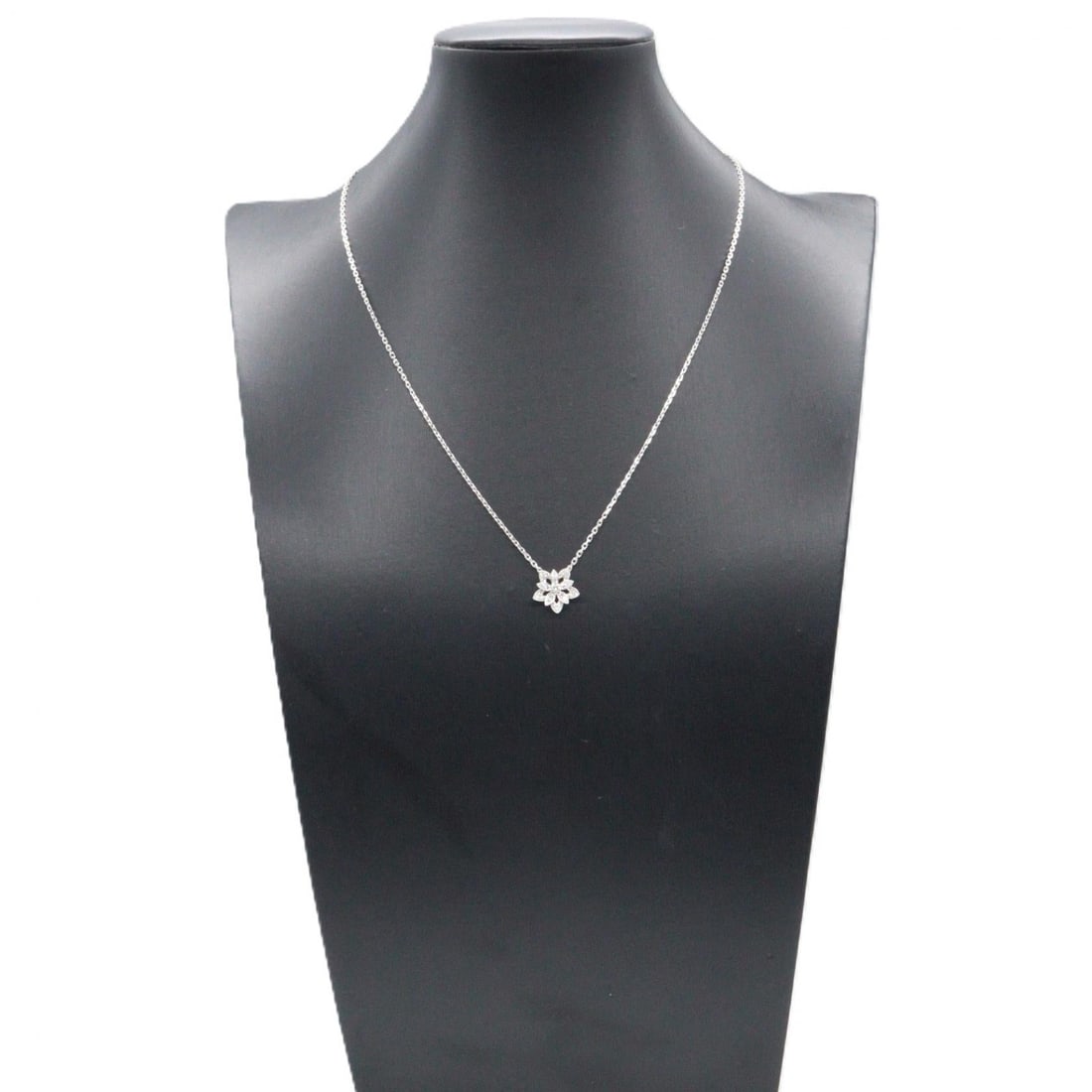 VCA Lotus Diamond Mini Necklace - 6