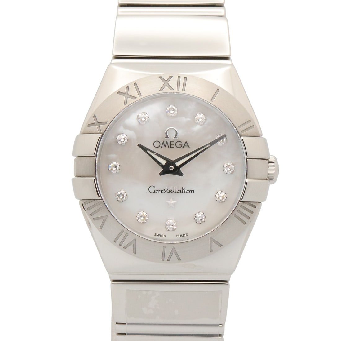 Cartier Pasha Seatimer W3140003 Quartz: Quartz Pasha Seatimer W3140003 in stainless steel with black dial. Case 33mm, max wrist 14cm, band 18mm. Includes storage box, guarantee, instructions and case.