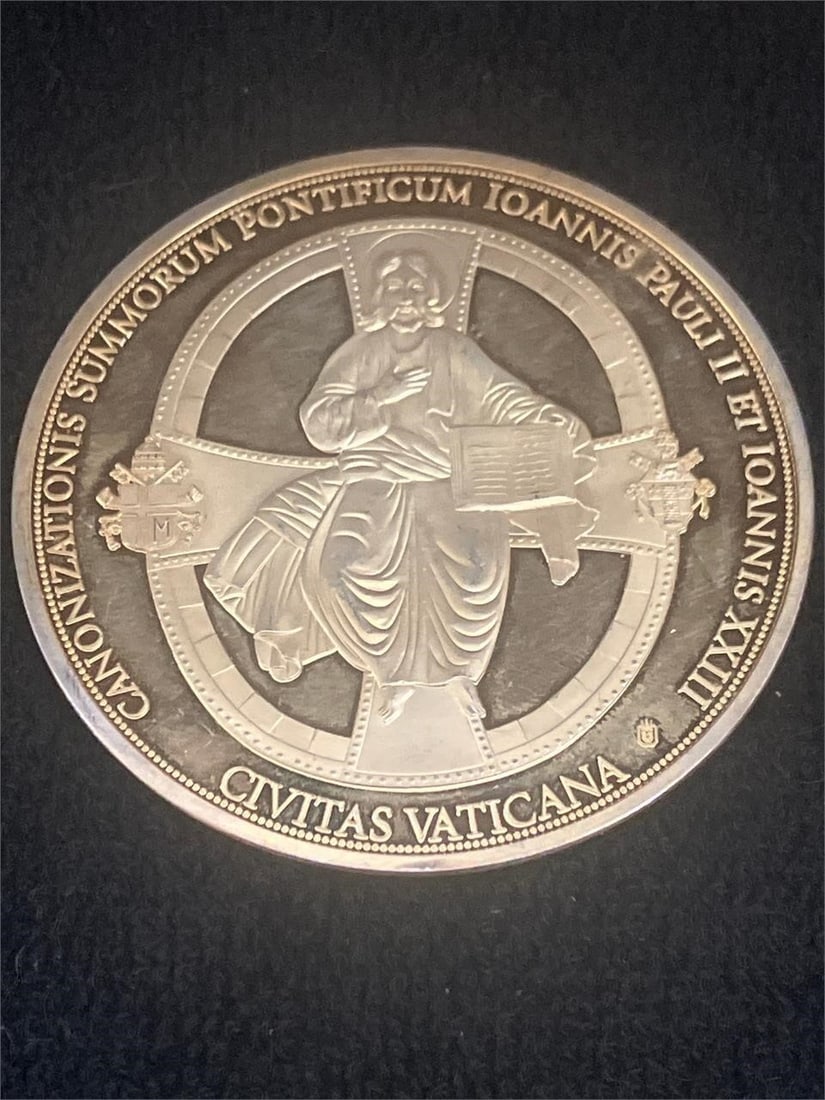 Pope John Paul 2014 Canonization Proof Medal GP: The Large XXL Proof Medal - Pope John Paul II (2014 Canonization Edition) was issued to commemorate the canonization of Pope John Paul II in 2014. This impressive collector's medal is struck in