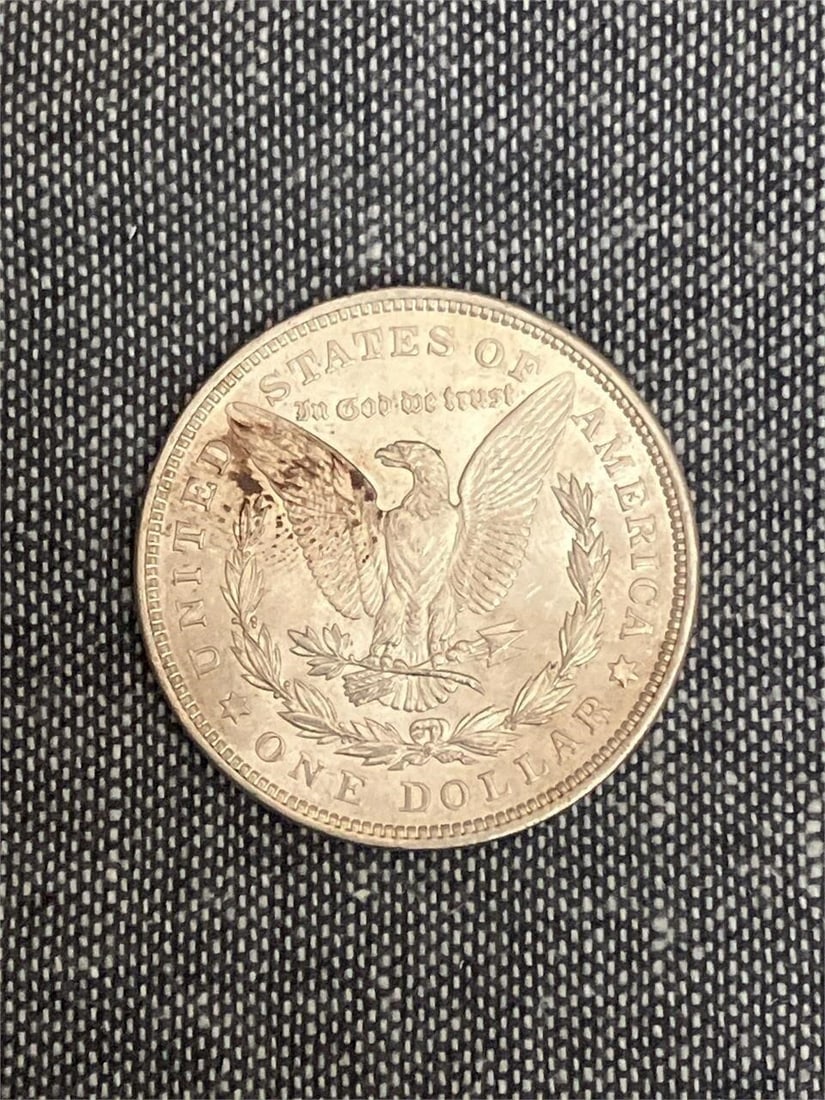 1921 Morgan Silver Dollar (1 of 2)