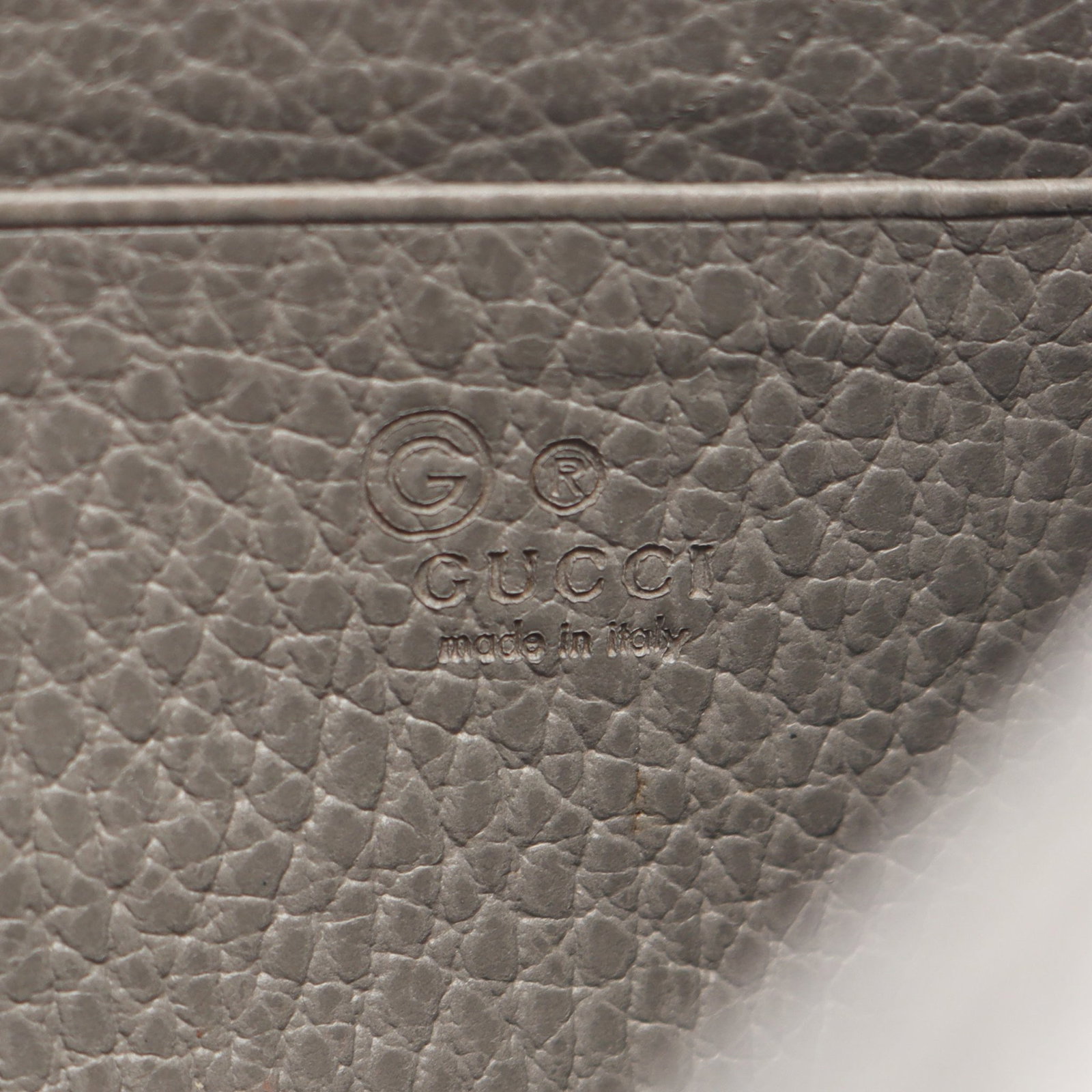 Gucci Interlocking G Chain Wallet Gray - 4
