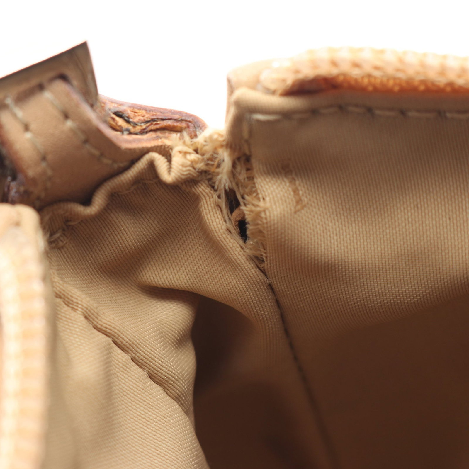 Gucci Bamboo Handbag Beige - 5