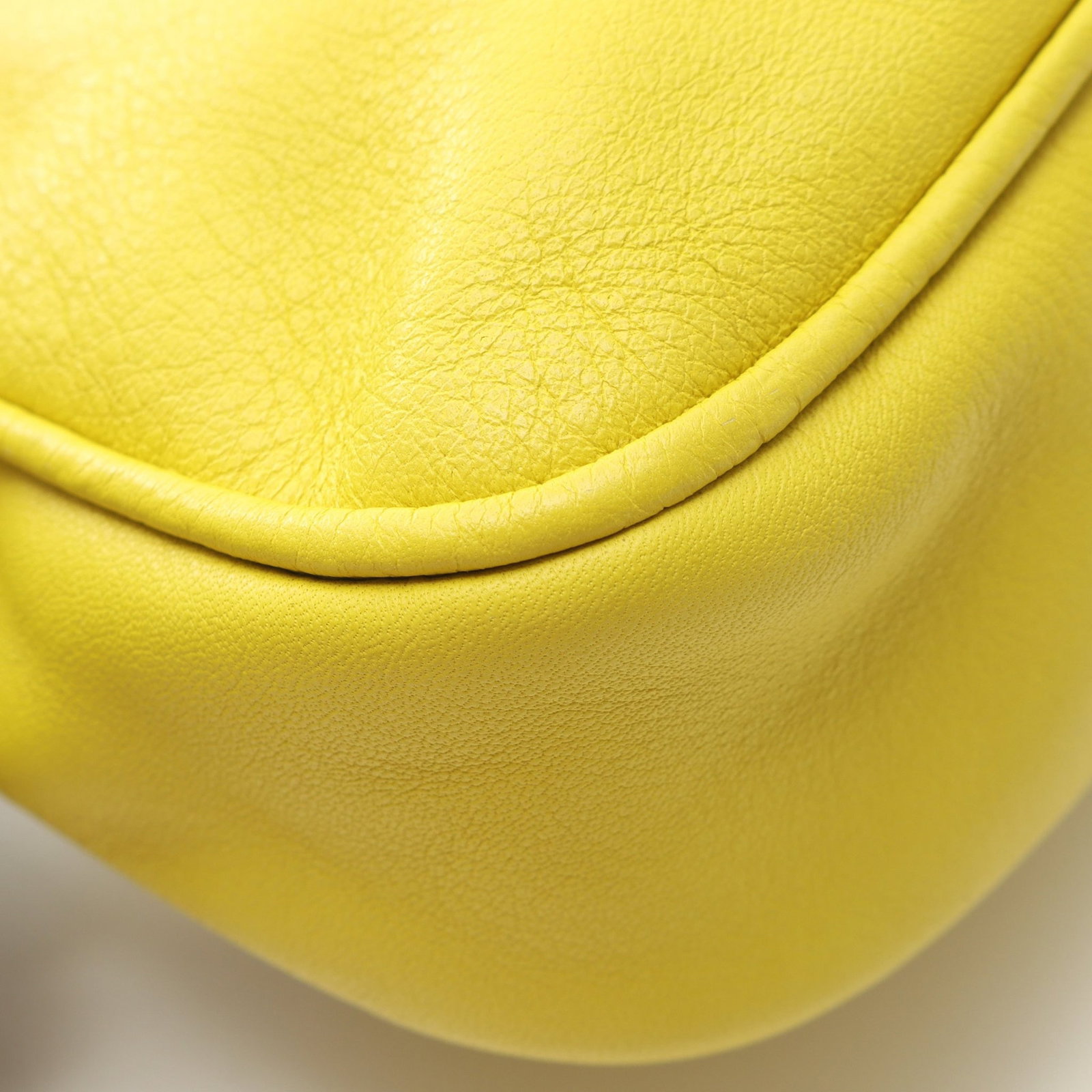 Fendi Chain Shoulder Yellow - 6