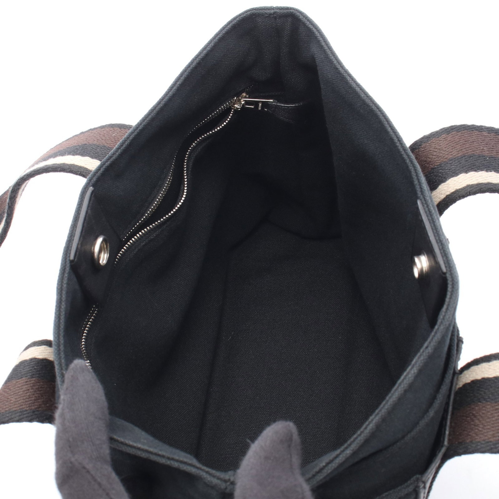 Hermes Troca Horizontal PM Tote Black - 3