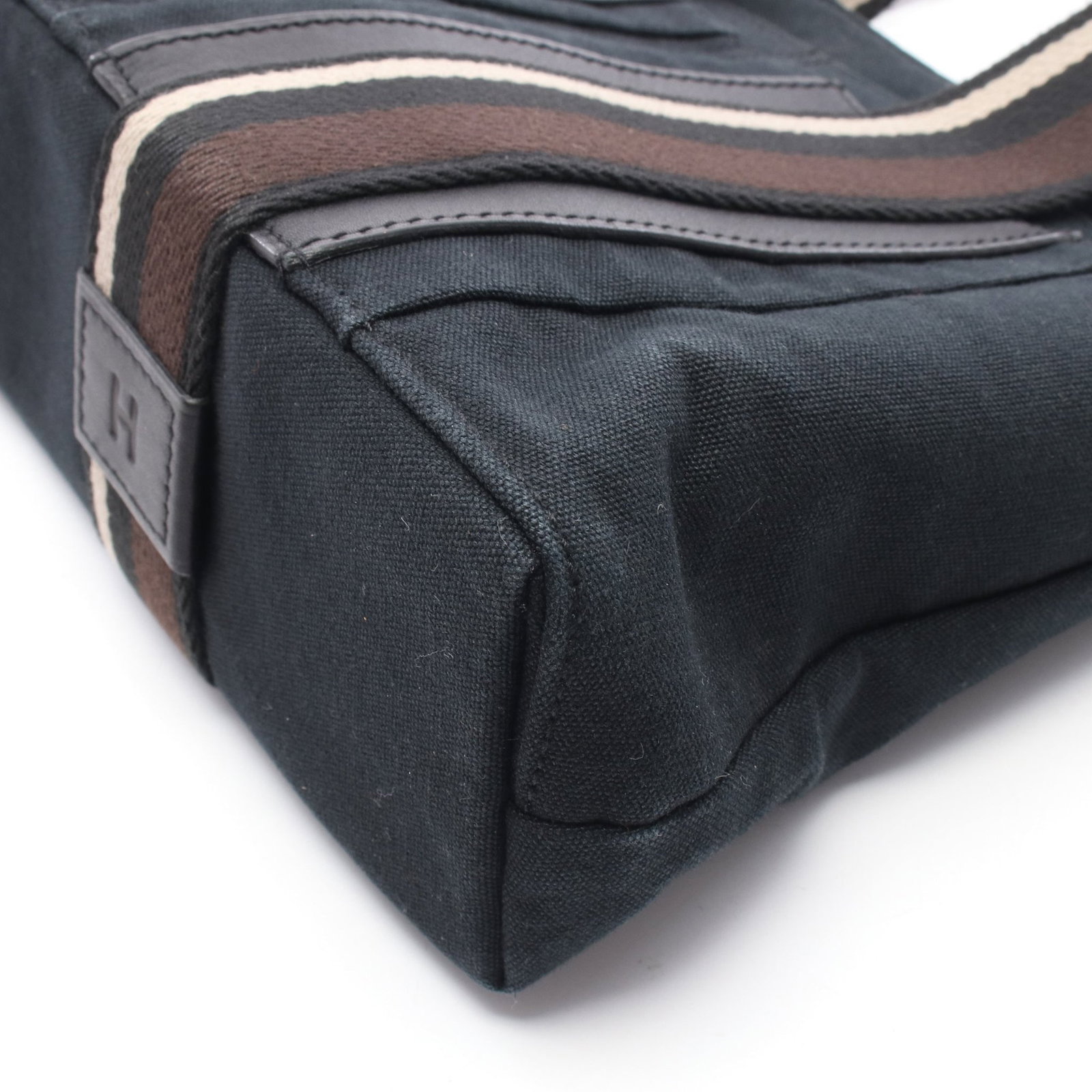 Hermes Troca Horizontal PM Tote Black - 7