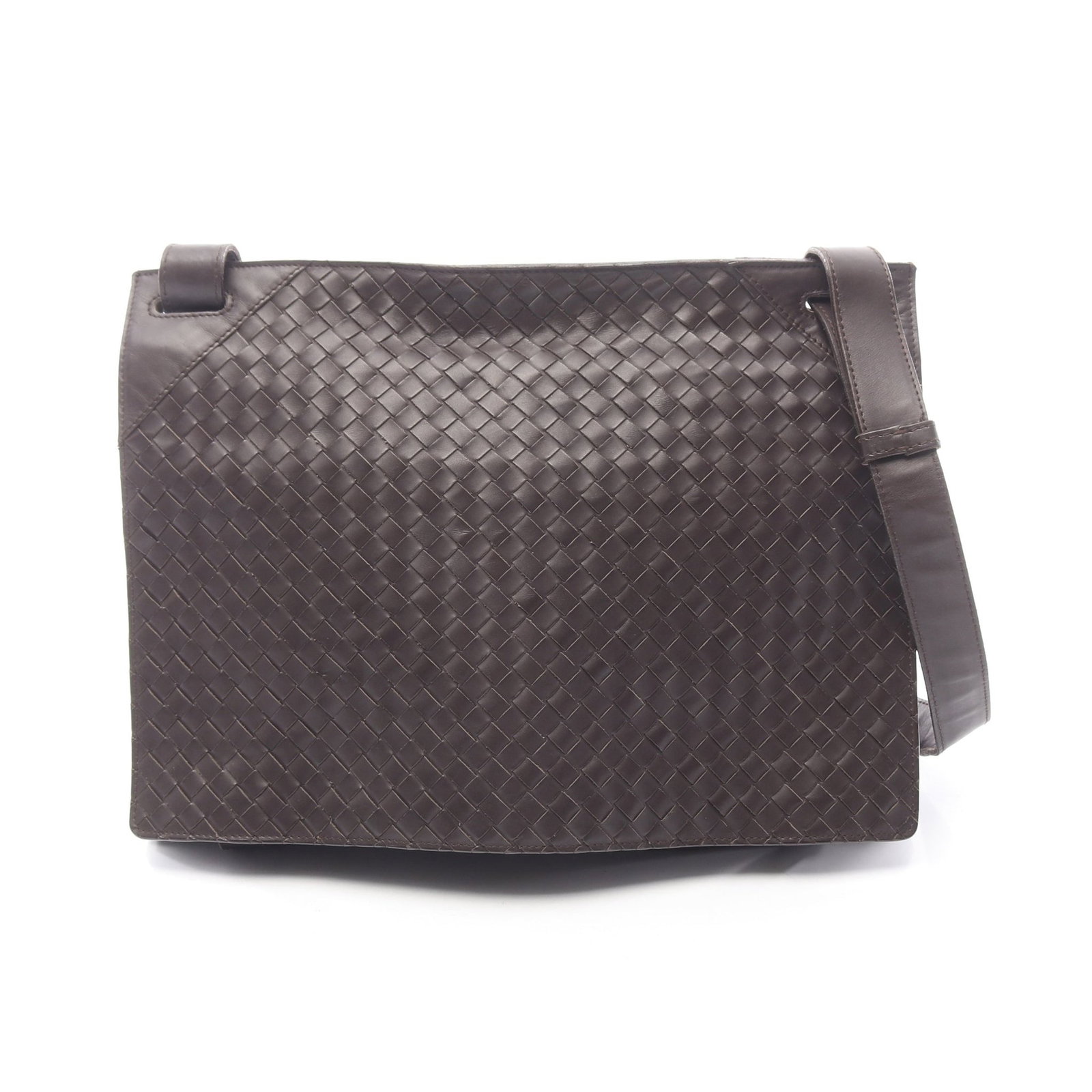 Bottega Veneta Intrecciato Messenger Brown: Dark brown Intrecciato messenger shoulder bag in leather, model 113038. Size: H30 x W36 x D16 cm; strap 108-119 cm.