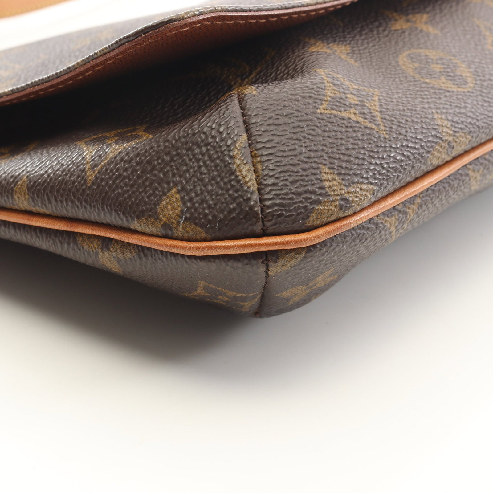 Louis Vuitton Musette Tango Short Monogram - 6