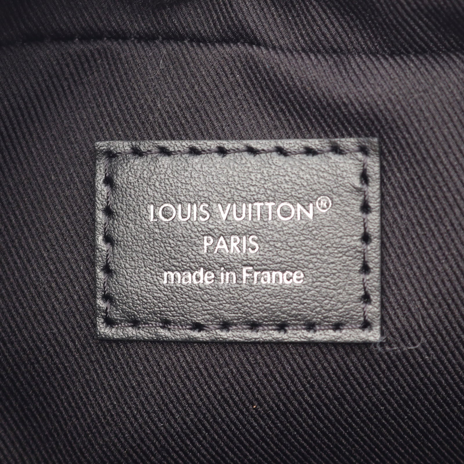 Louis Vuitton Trio Messenger Eclipse - 4