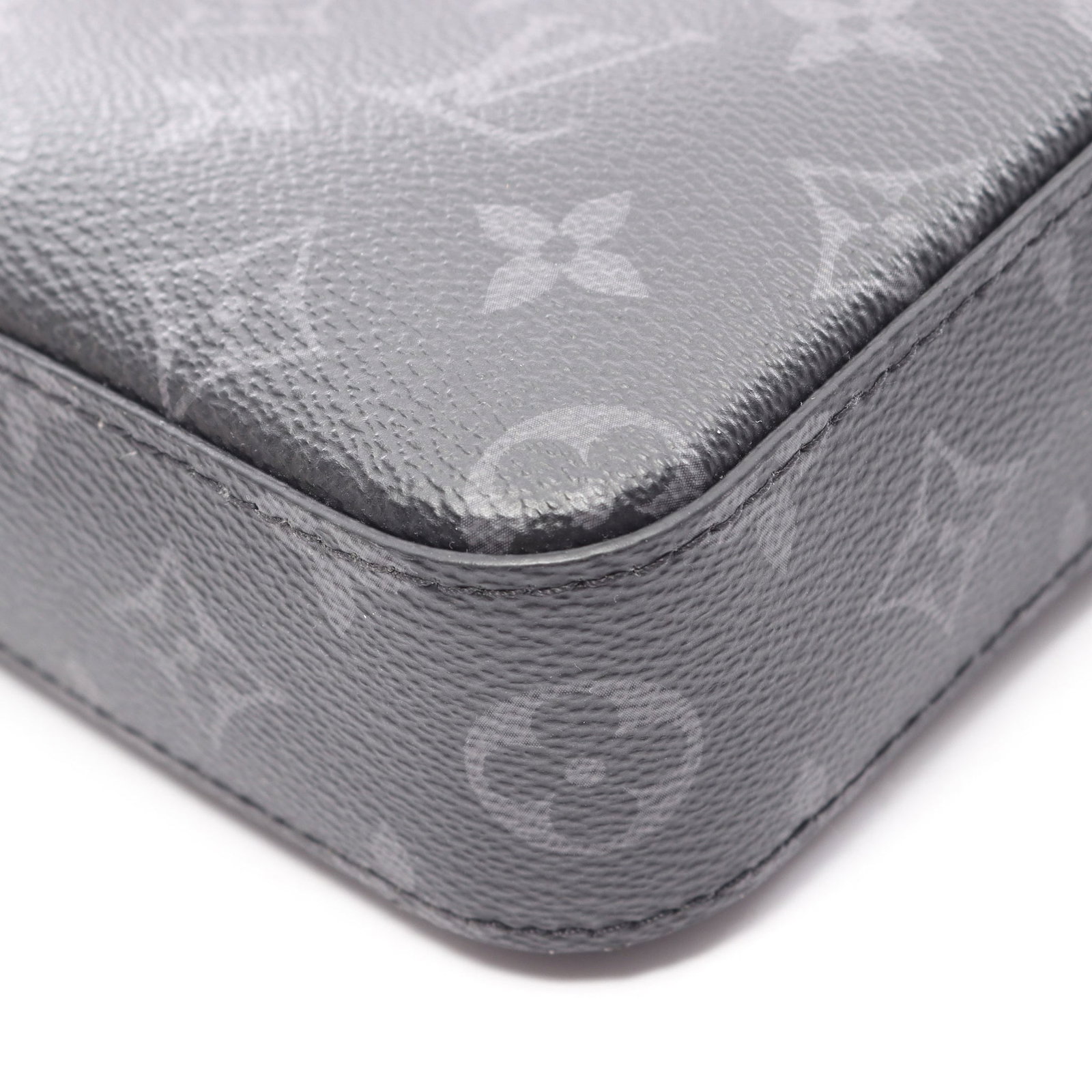 Louis Vuitton Trio Messenger Eclipse - 6