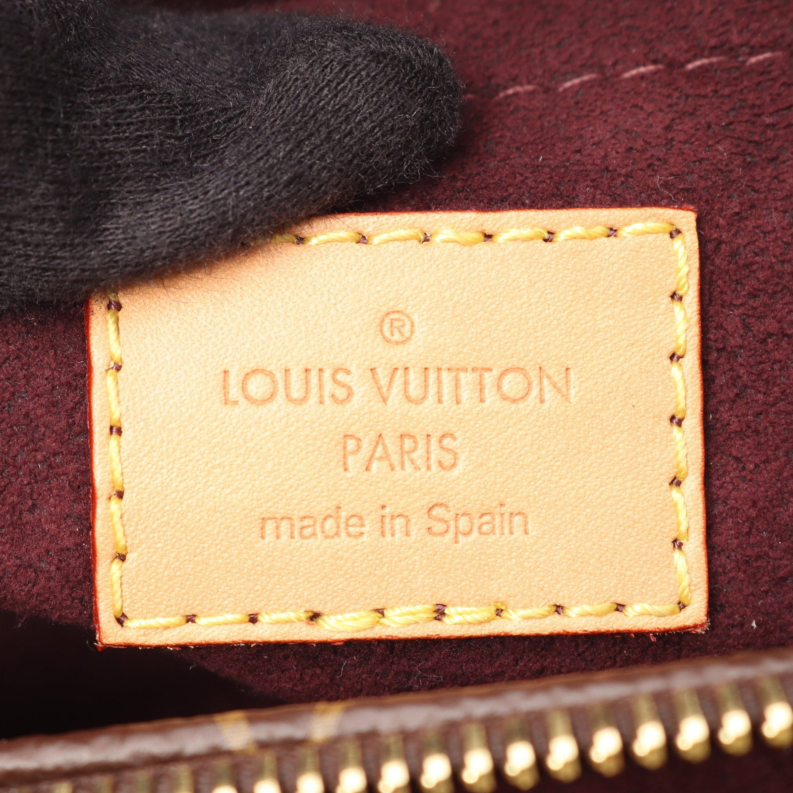 Louis Vuitton Montaigne MM Monogram - 4