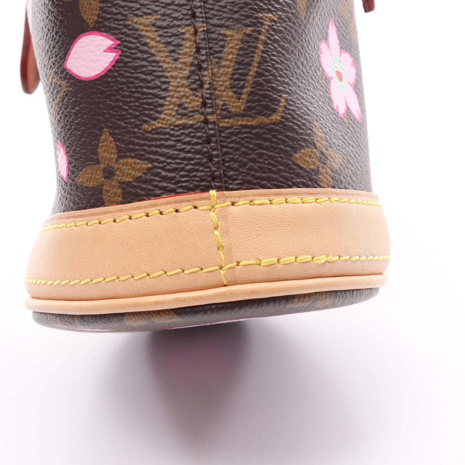 Louis Vuitton Nano Bucket Sakura - 9