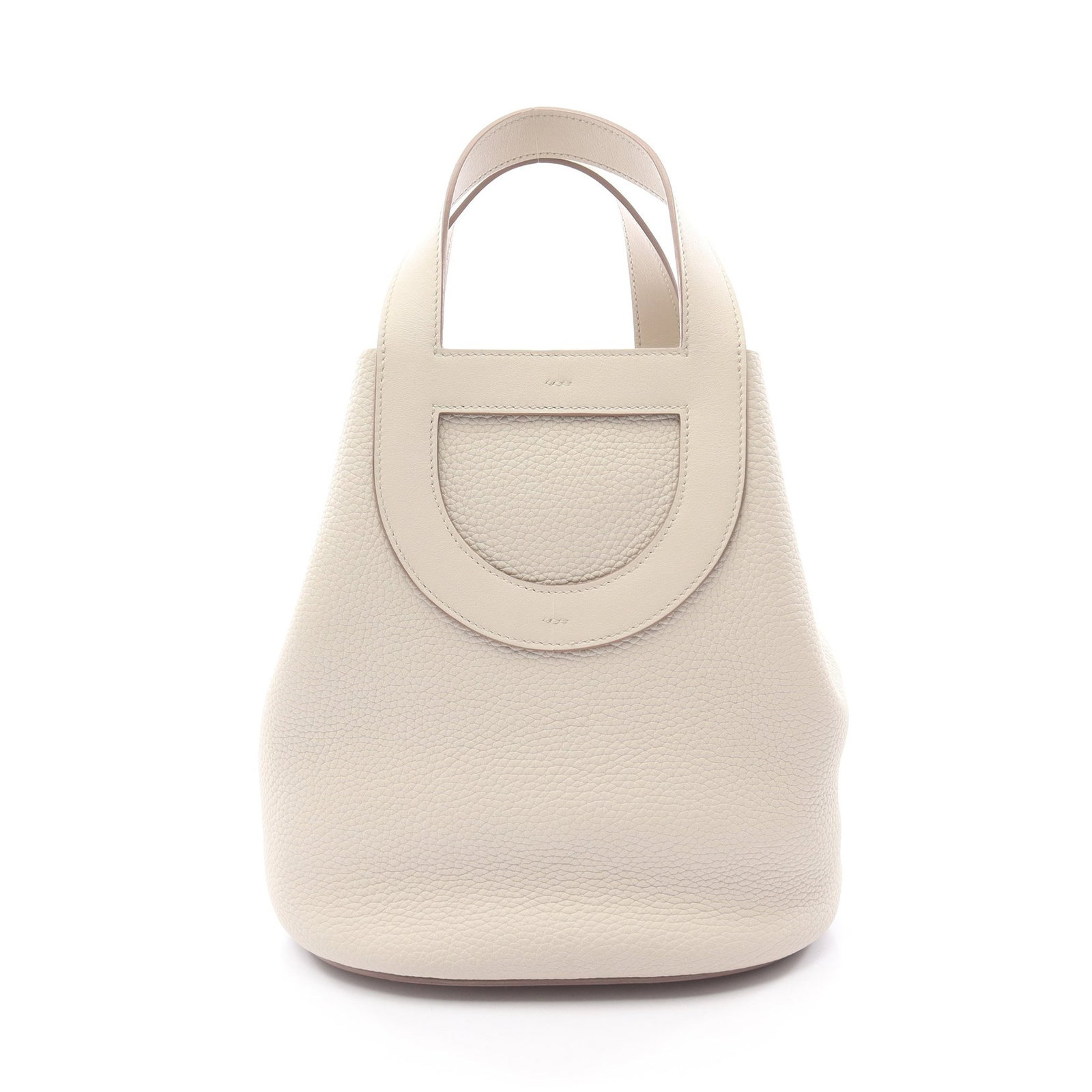 Hermes In The Loop 23 Beton GHW: Light beige Beton In the Loop 23 handbag in Clemence leather and Veau Swift with gold hardware. Product no.: B stamp (manufactured around 2023). Size: H24.5 x W34-23 x D15 cm; handle 27 cm.