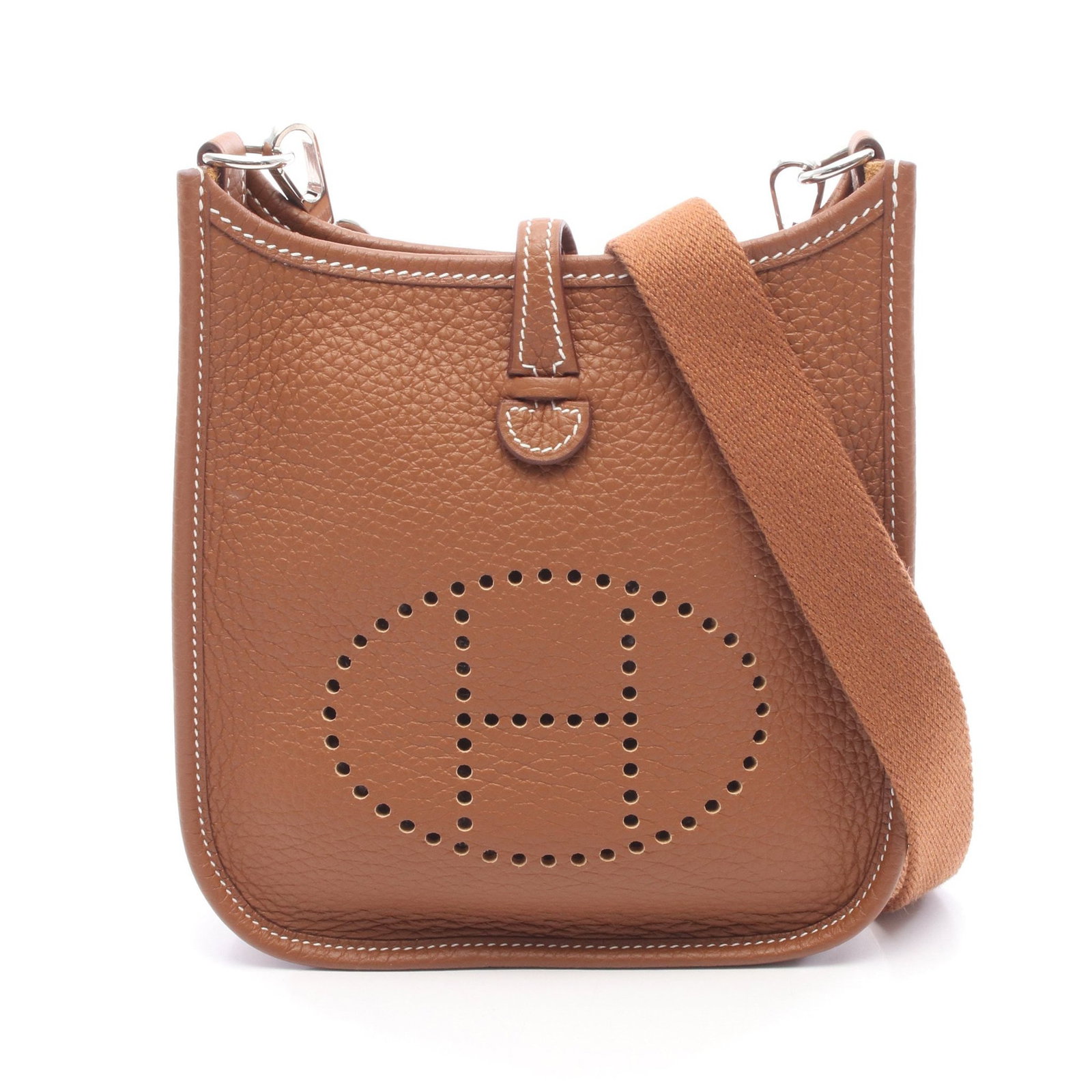 Hermes Evelyne TPM Gold SHW: Brown Gold Evelyne TPM shoulder bag in Clemence leather with silver hardware. Product no.: U stamp (manufactured around 2022). Size: H18 x W16.5 x D5.5 cm; strap 112 cm.