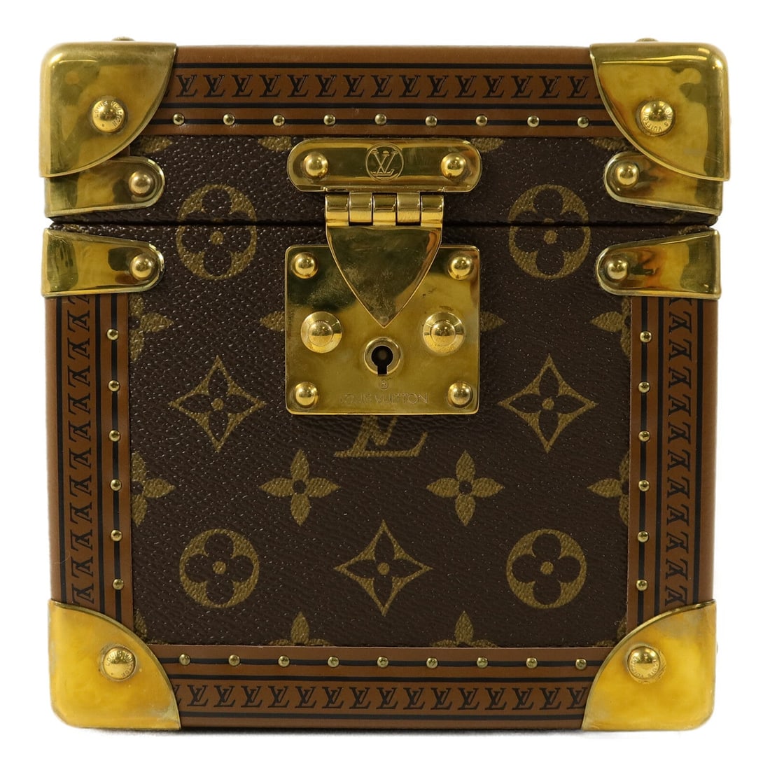 Louis Vuitton Coffret Merveilles Brown: GHW. Brown Coffret Merveilles jewelry box in Monogram PVC coated canvas. Accessories: key. Product no.: AAS50750. Size: W16.5 x H16.5 x D16.5 cm.