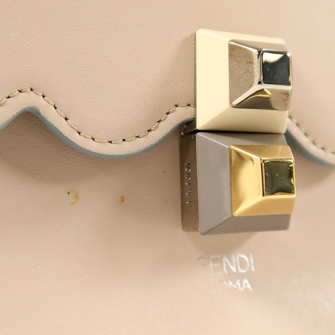 Fendi Kan I 2Way Pink - 12