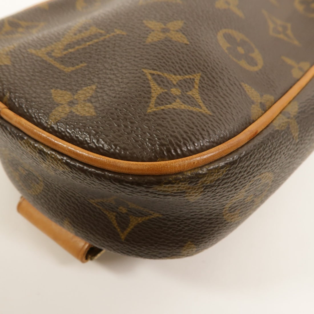 Louis Vuitton Pochette Gange Monogram - 10