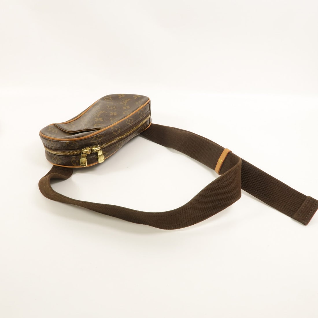 Louis Vuitton Pochette Gange Monogram - 8