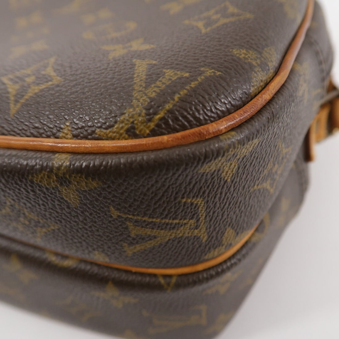 Louis Vuitton Reporter PM Monogram - 11