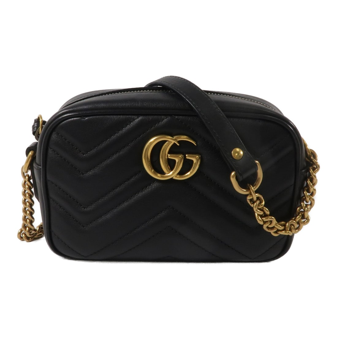 Gucci GG Marmont Mini Black: GHW. Black GG Marmont Mini chain shoulder bag in calfskin, model 448065. Accessories: storage bags. Product no.: 493075. Size: W18 x H11 x D6 cm; shoulder max 132 cm.