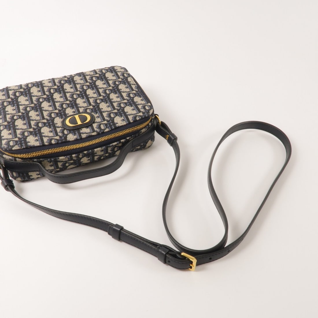 Dior 30 Montaigne Camera Small Blue - 9