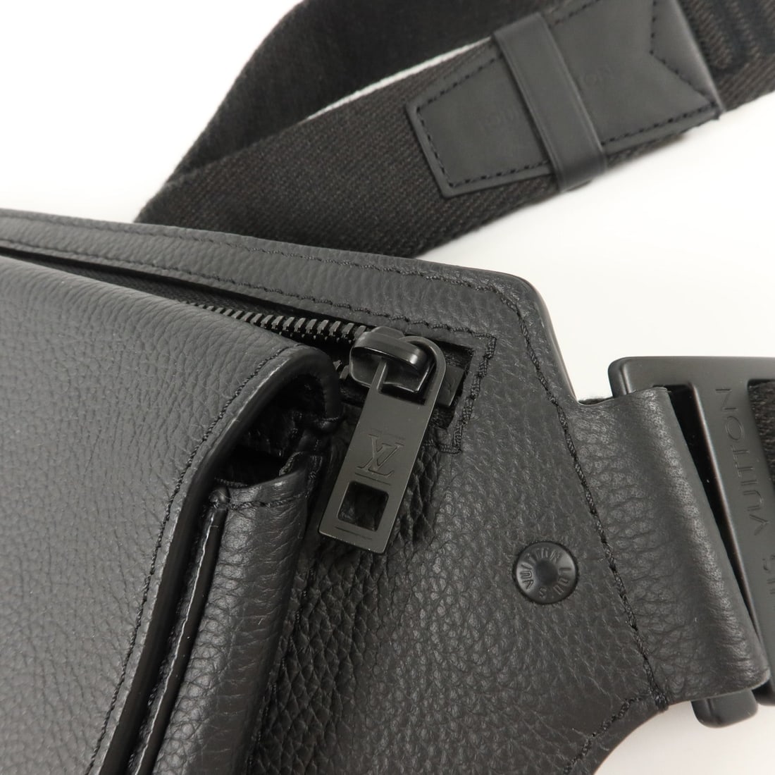 Louis Vuitton Takeoff Sling Black - 10