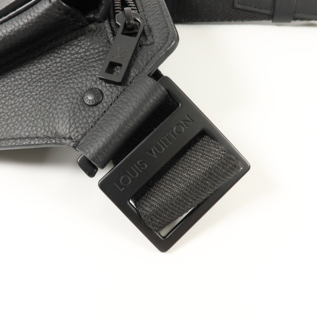 Louis Vuitton Takeoff Sling Black - 11