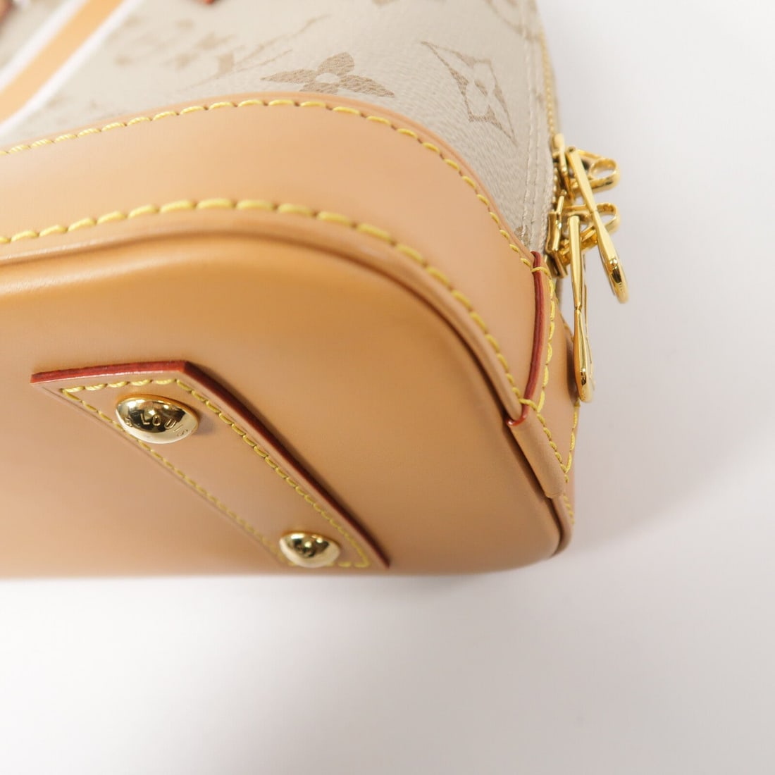 Louis Vuitton Alma BB Monopanam Beige - 11