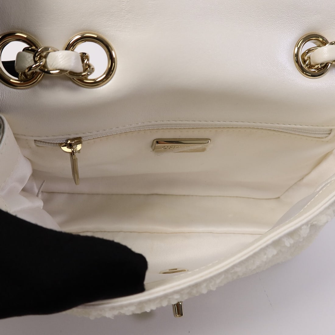 Chanel Mini Classic 20 Beads White - 5