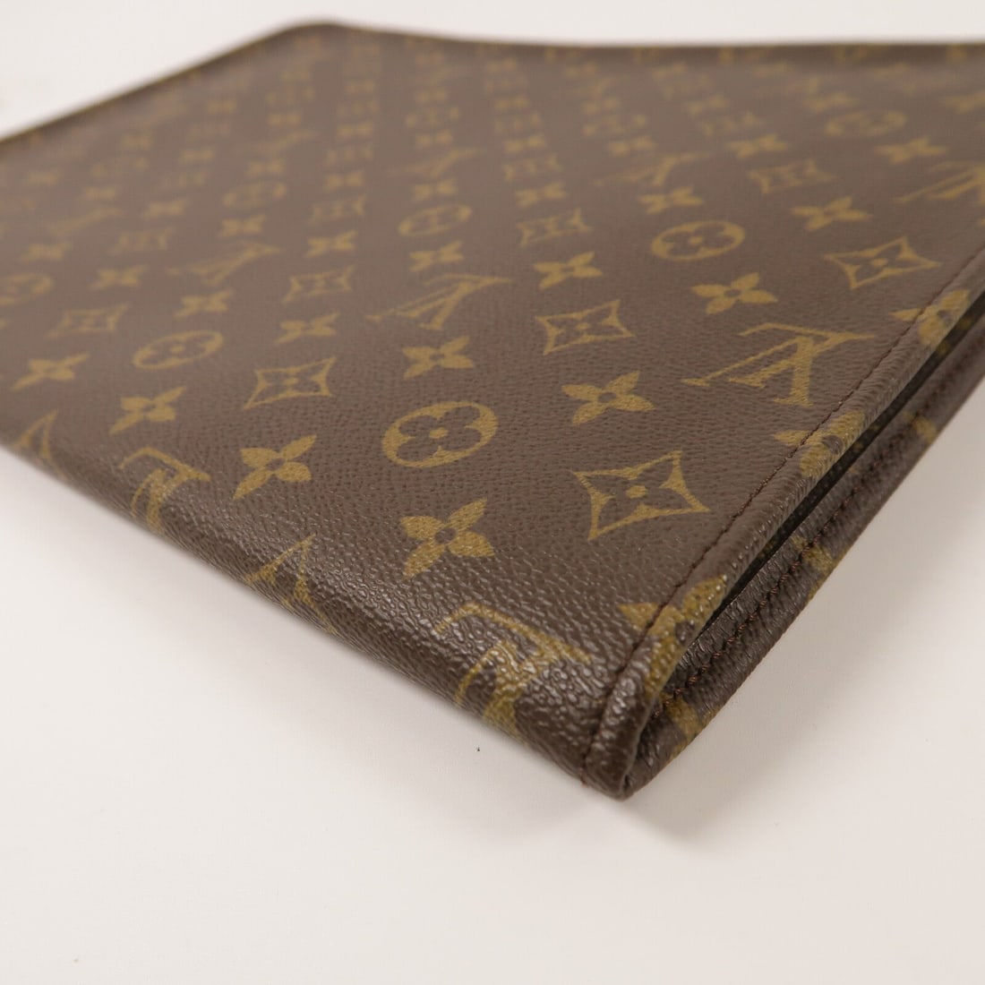 Louis Vuitton Poche Documents Monogram - 12
