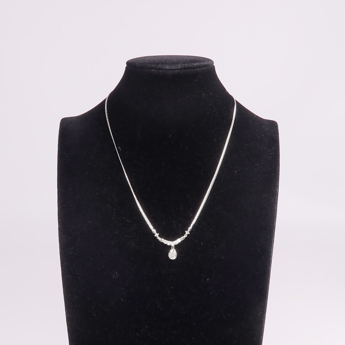 Diamond Necklace 18K White Gold - 7