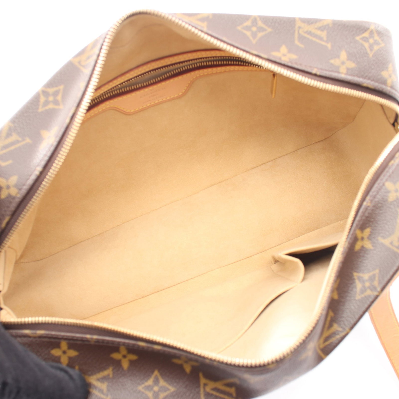 Louis Vuitton Cite GM Monogram - 3