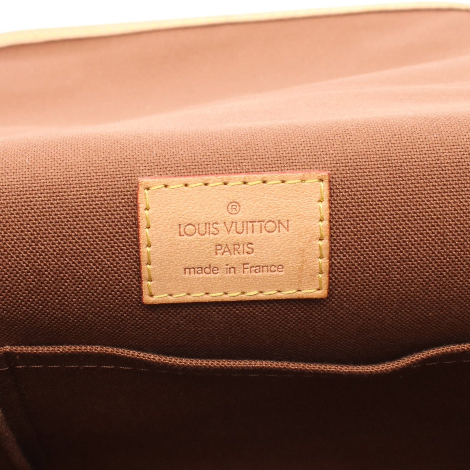 Louis Vuitton Bosphore Messenger PM - 4