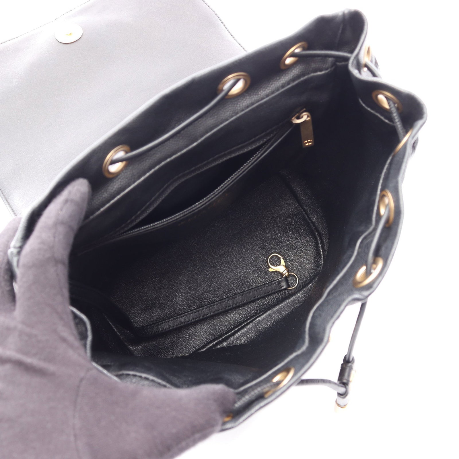 Chanel CC Filigree Backpack Black - 3