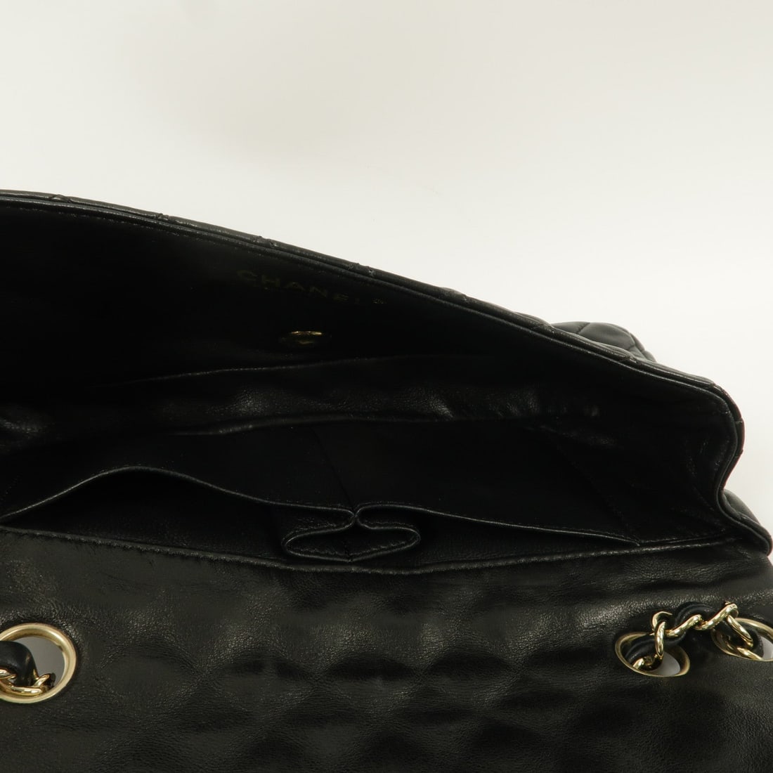 Chanel Lambskin Chain Shoulder Bag Black - 11