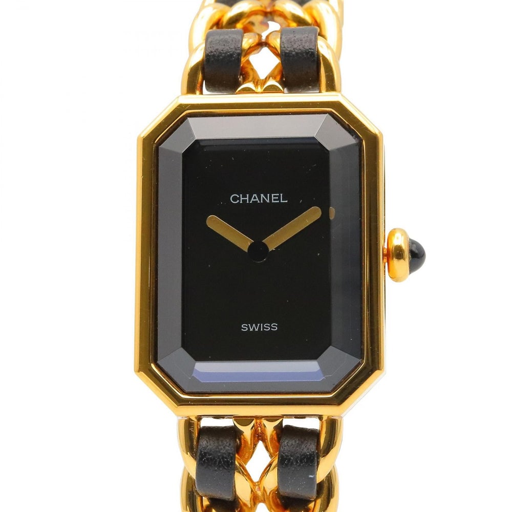 Chanel Premiere M Quartz Gold Plated Black: Quartz watch with gold plated case and leather, black color. Accessories: none. Case length 26mm; case diameter 20mm; max arm circumference 15cm.