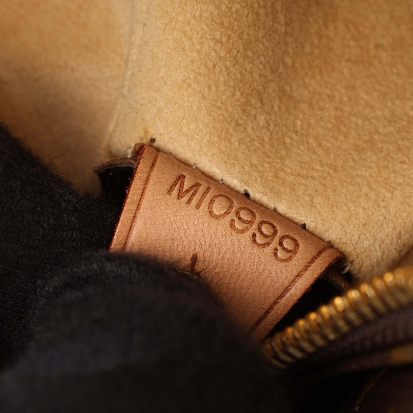 Louis Vuitton Looping GM Monogram - 5
