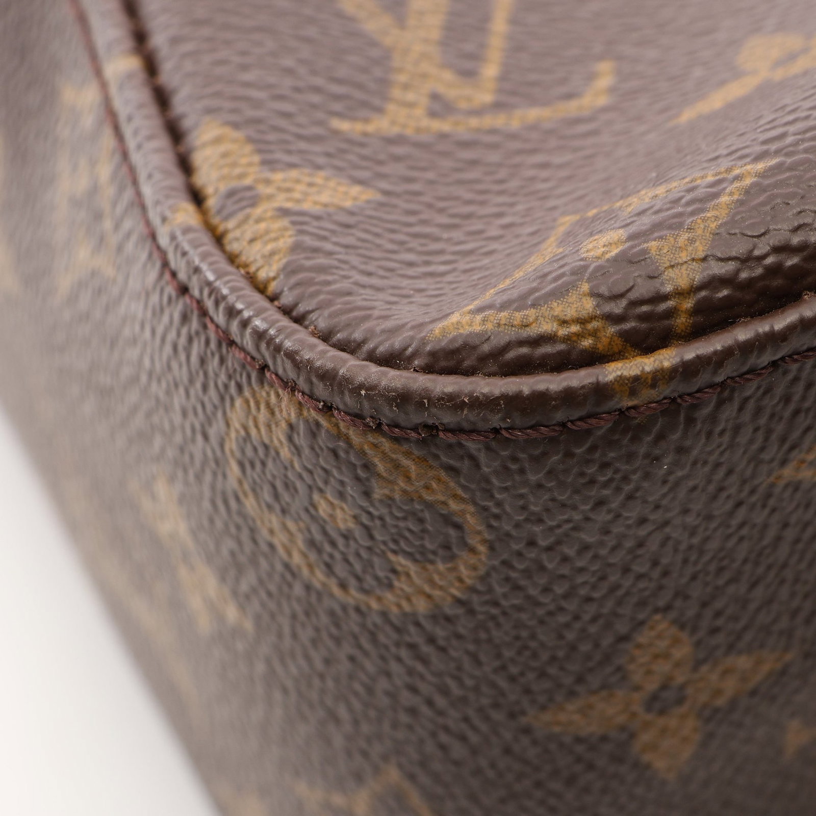 Louis Vuitton Looping GM Monogram - 9