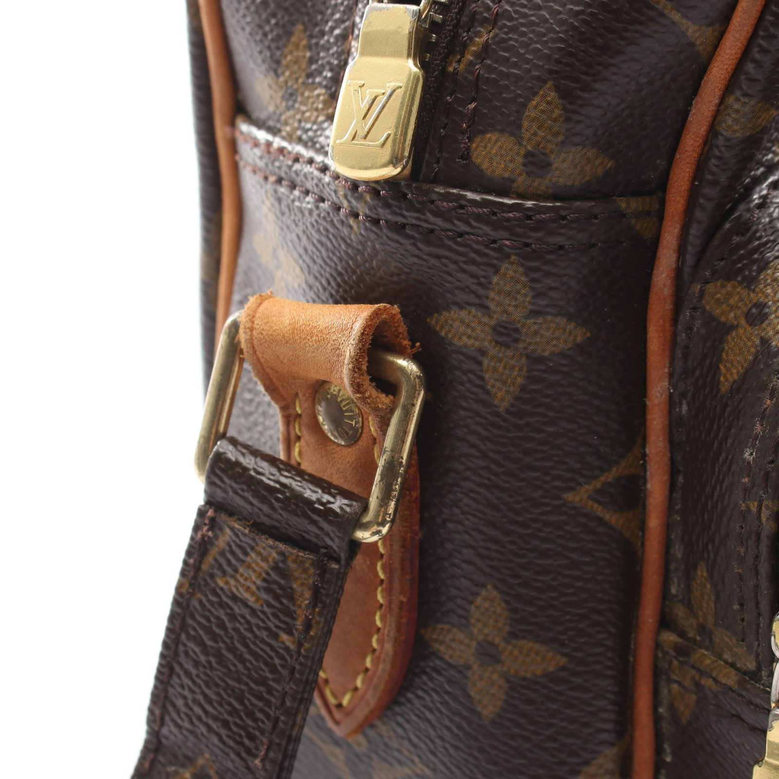 Louis Vuitton Nil Monogram Bag - 7