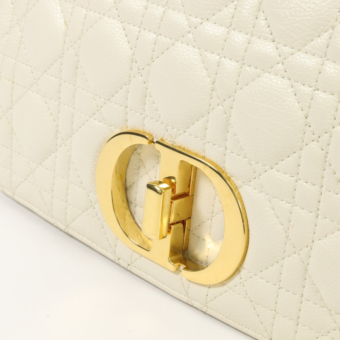 Dior Caro Medium White - 10