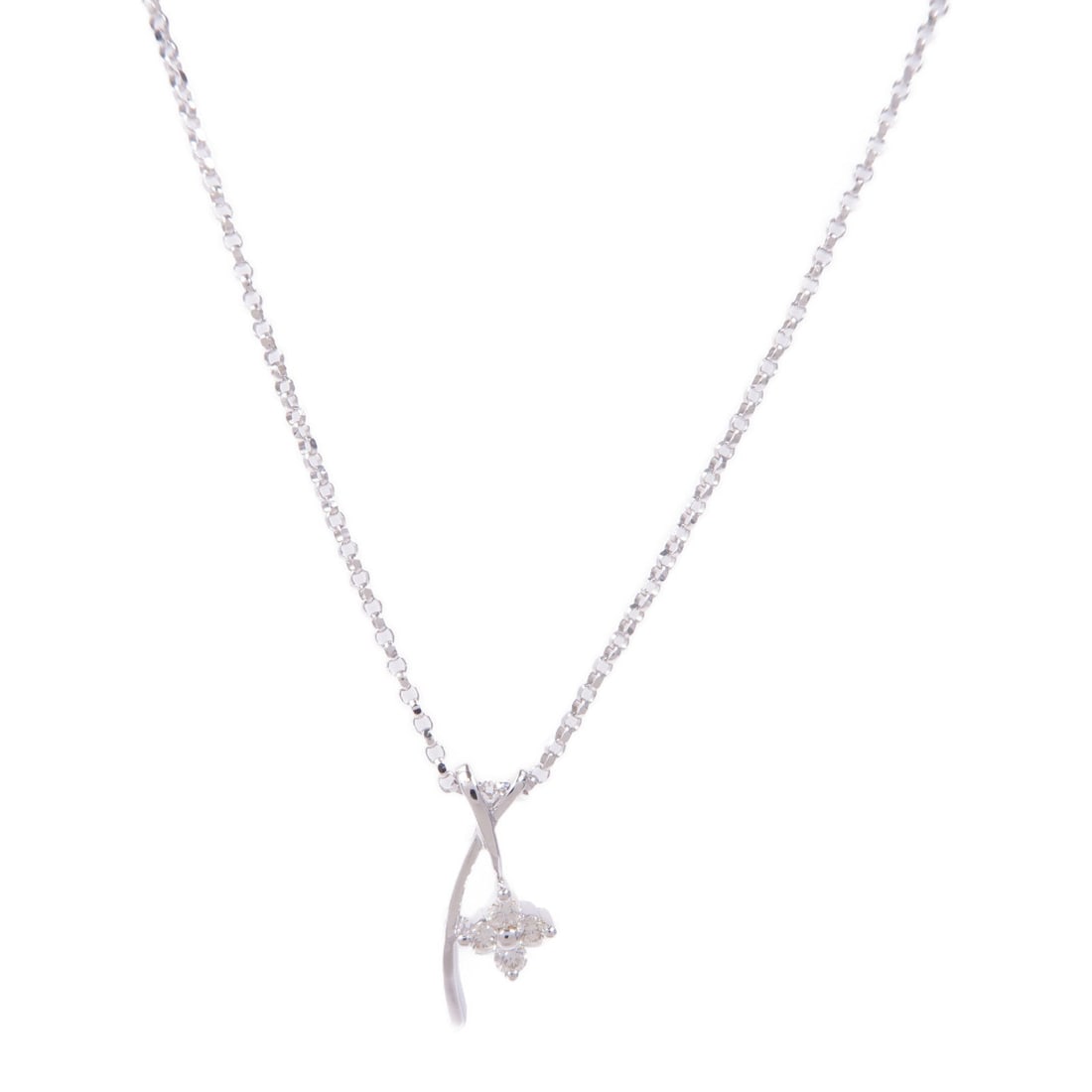 Diamond Necklace 18K White Gold: Clear diamond necklace in 18K white gold; diamond 0.10ct; neck 39.5cm; motif 7 x 15mm; 2.3g.