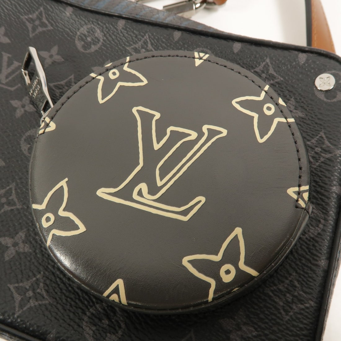 LV Volga On Strap Eclipse - 9