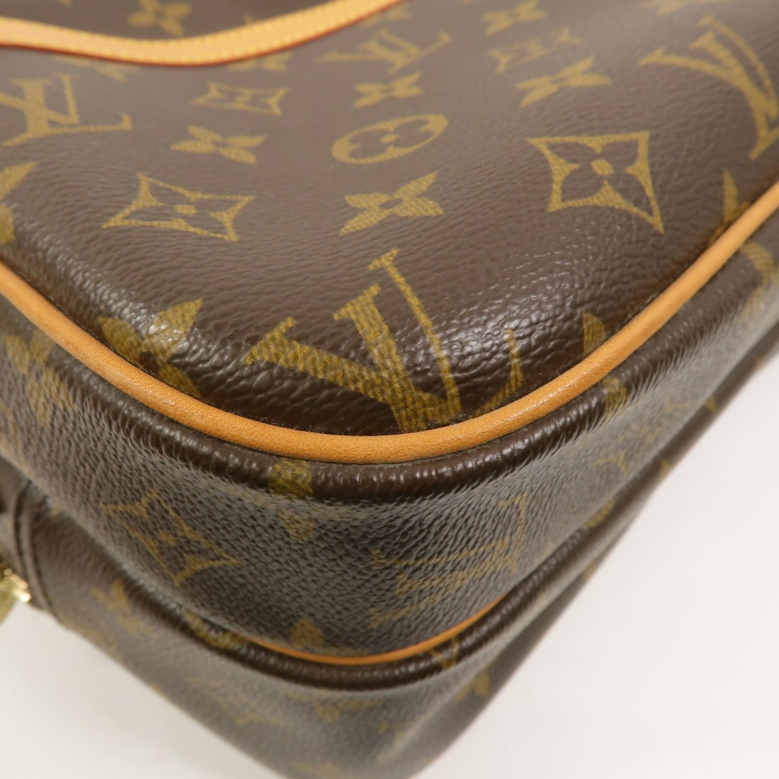 LV Reporter PM Monogram Bag - 12