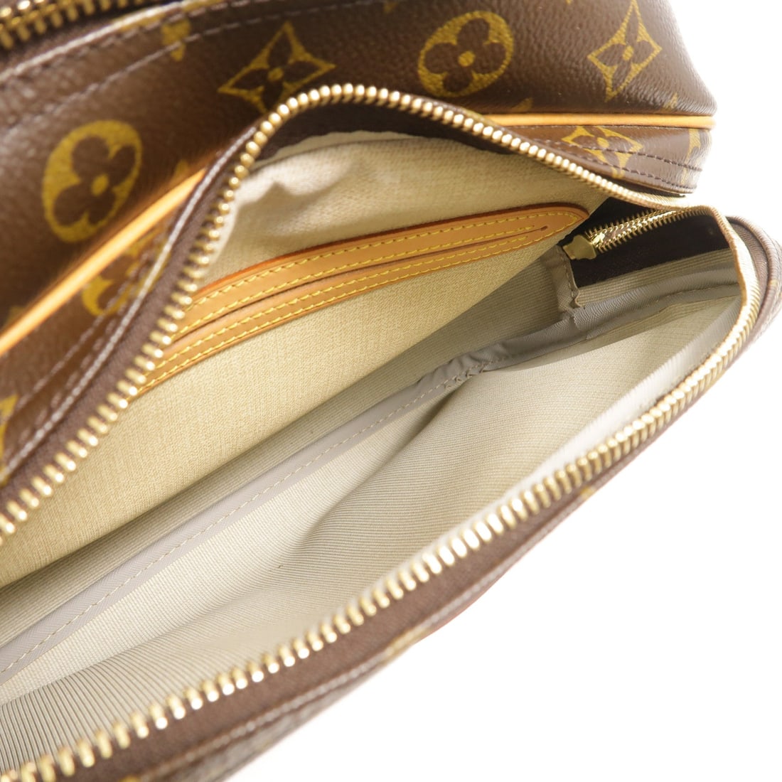 LV Reporter PM Monogram Bag - 5