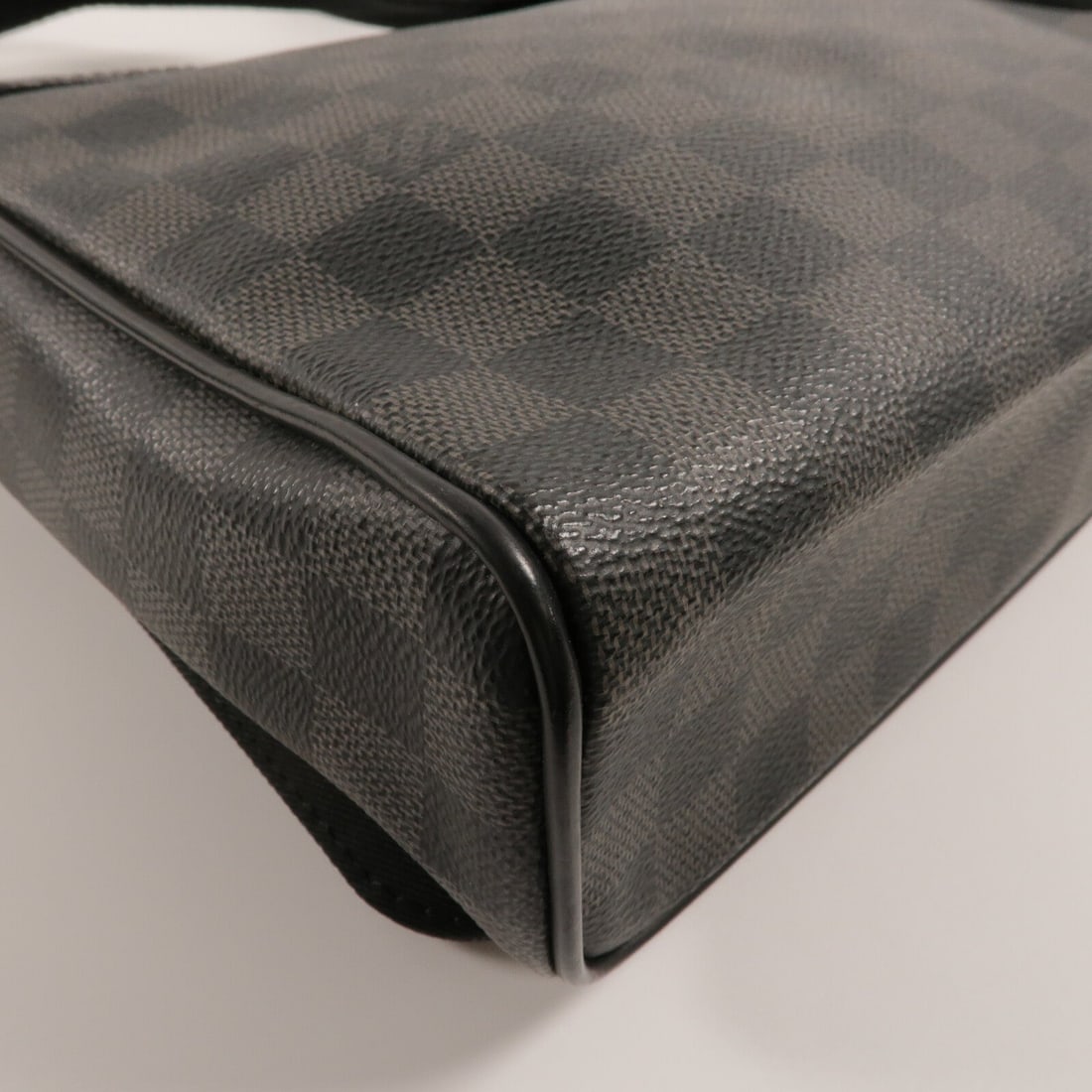 LV District PM Graphite Bag - 12