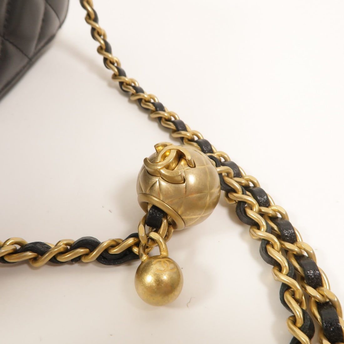 Chanel Vanity Case Chain Lambskin - 12