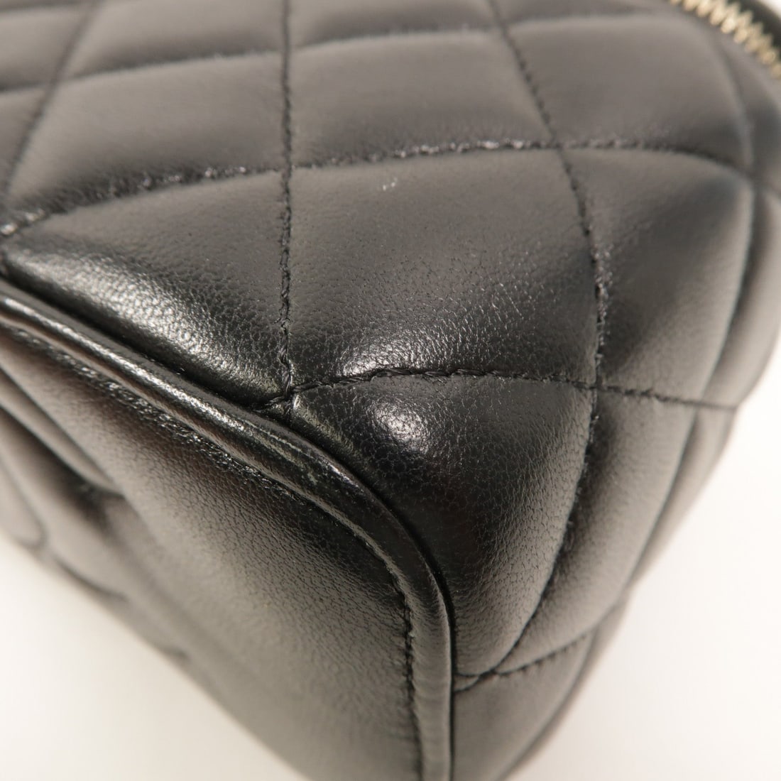 Chanel Vanity Case Chain Lambskin - 13