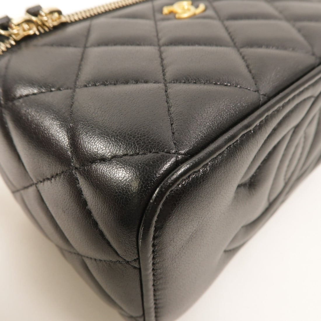 Chanel Vanity Case Chain Lambskin - 14