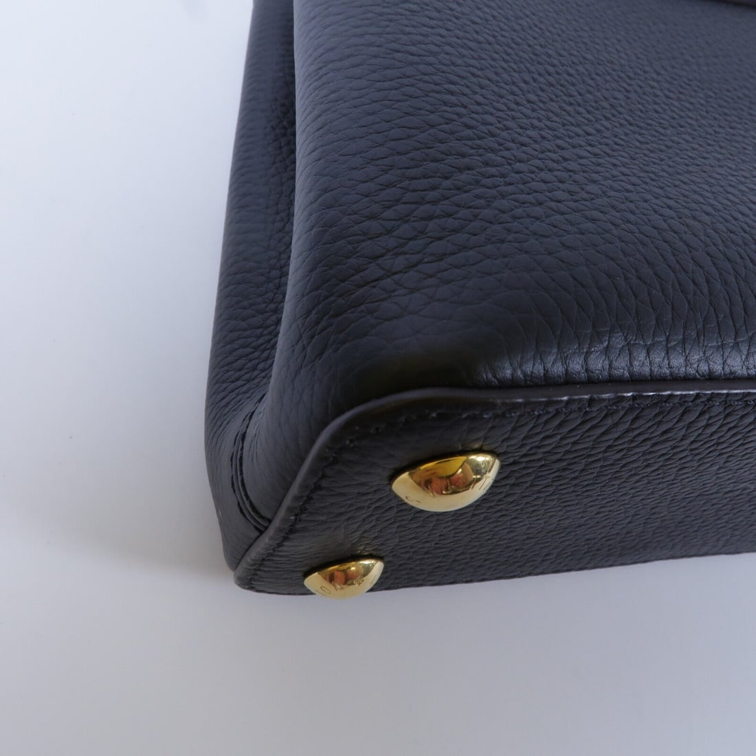 Louis Vuitton Capucines BB Black - 13