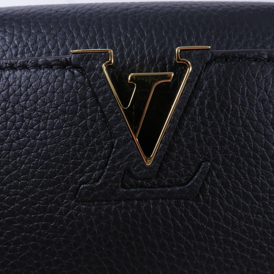 Louis Vuitton Capucines BB Black - 7