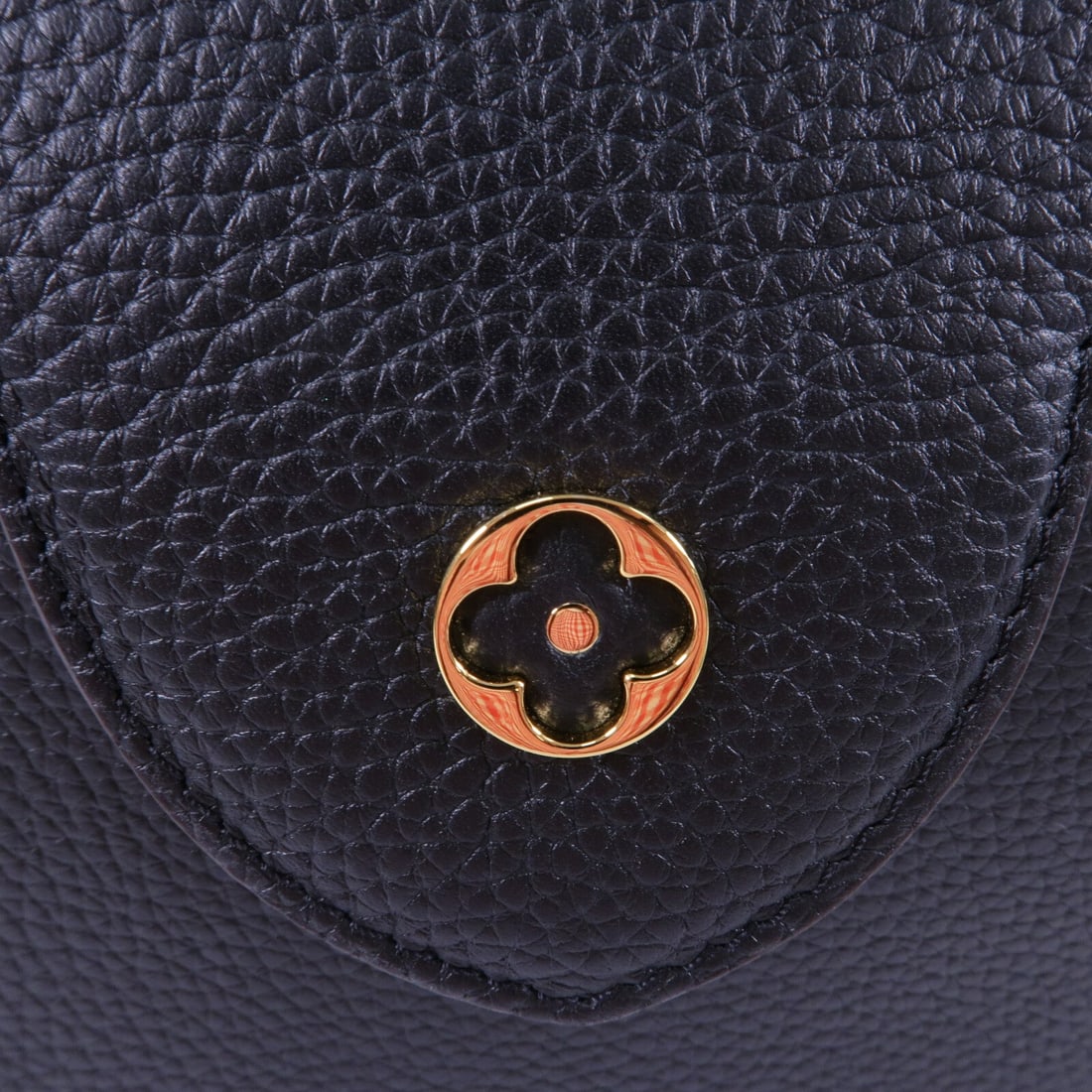 Louis Vuitton Capucines BB Black - 8